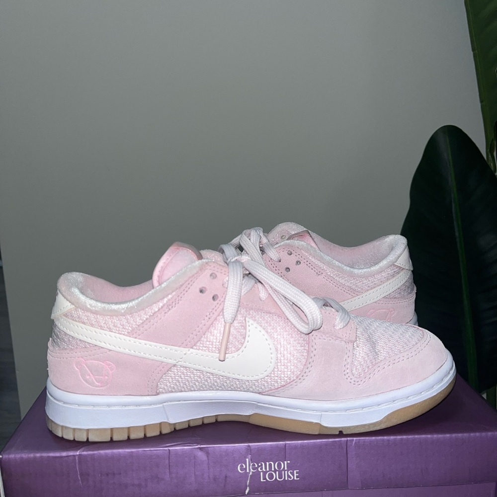Nike Women's Dunk Low Teddy Bear (W)